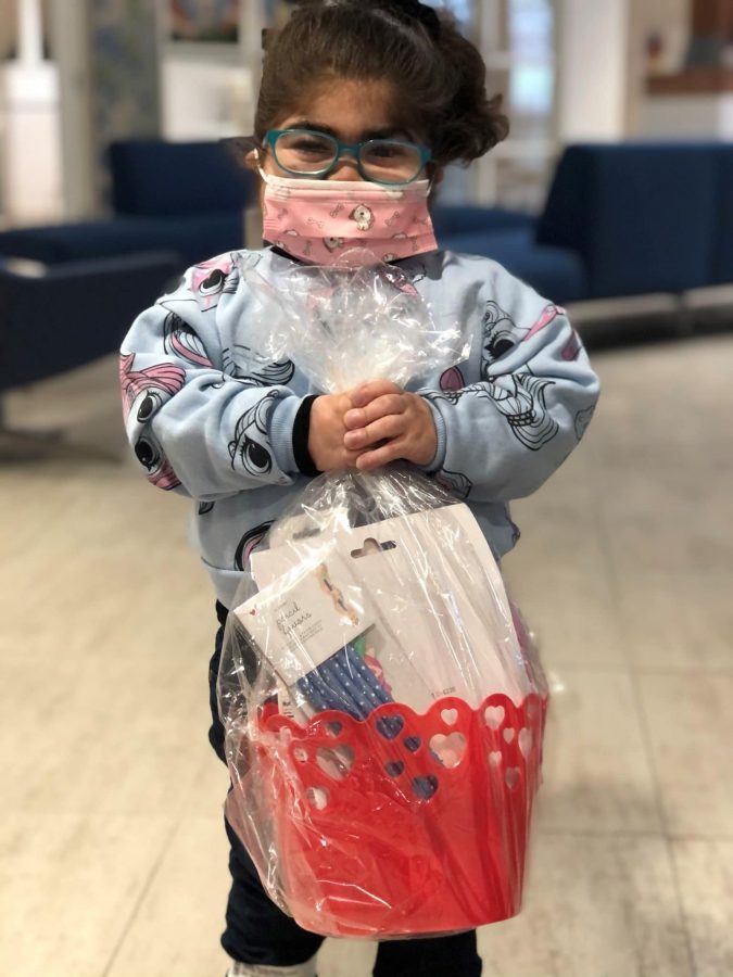 valentina-and-basket